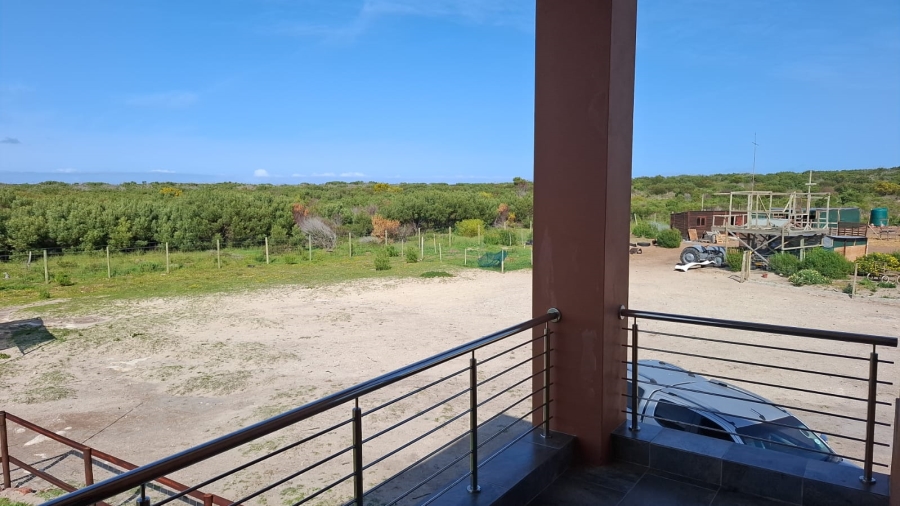 3 Bedroom Property for Sale in Franskraal Western Cape